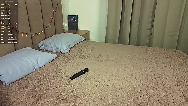 FancyHenley online show from November 18, 1:39 am