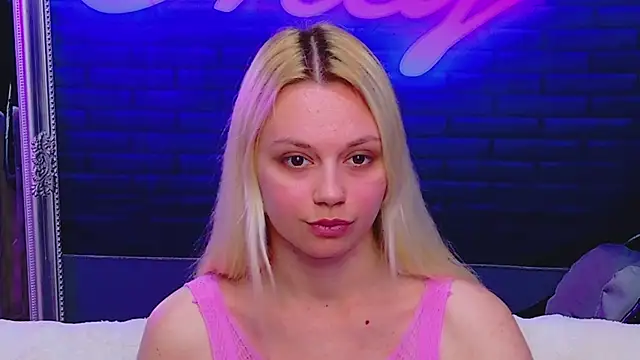 AlessiaCroft online show from June 5, 4:05 am