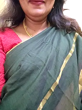 nivedha27 online show from April 17, 7:27 pm