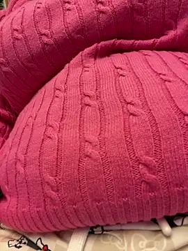 w3tkittty online show from February 12, 4:03 am