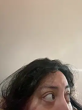 w3tkittty online show from February 6, 11:30 pm