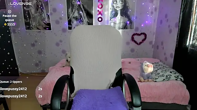 Medussa katt online show from December 16, 9:20 pm