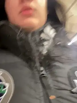 Snapshot of MeekyRich chatting on October 21, 5:00 am MeekyRich online show from October 21, 5:00 am