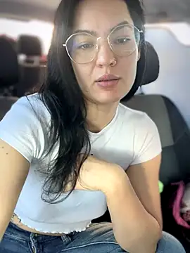 Snapshot of MeekyRich chatting on October 20, 4:59 am MeekyRich online show from October 20, 4:59 am