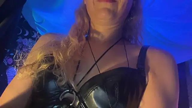 MiaMega online show from July 4, 10:38 pm