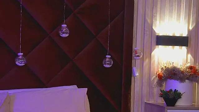 StacyHarland online show from December 16, 4:51 am