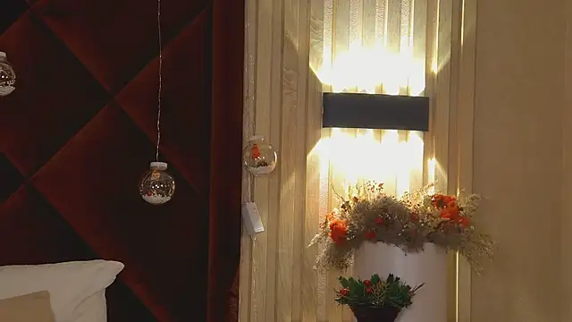 StacyHarland online show from December 14, 4:29 am