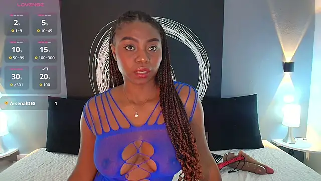 Shanyqueen online show from December 17, 6:28 am