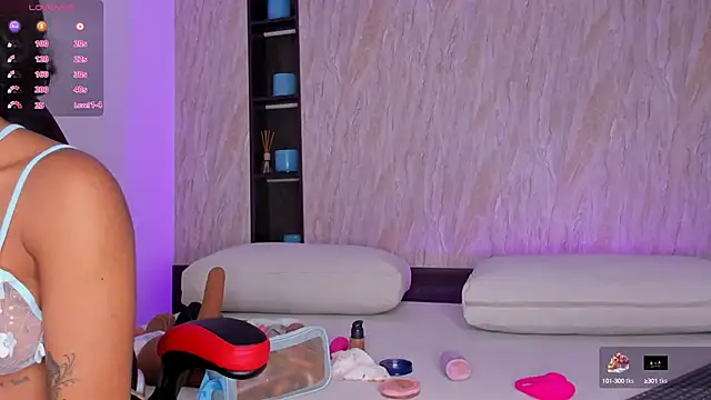 ciara blake online show from October 6, 7:40 pm