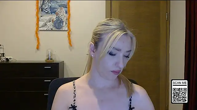 Wild Silk Desire online show from November 2, 5:05 pm