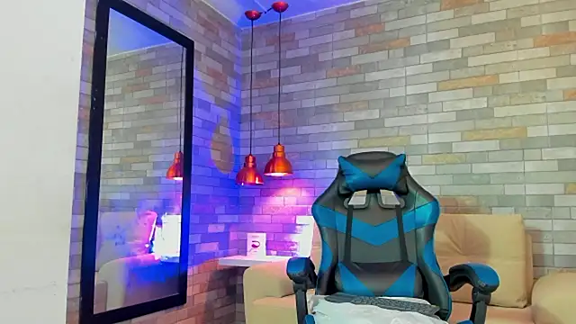 DixyPalmer online show from October 8, 10:03 pm