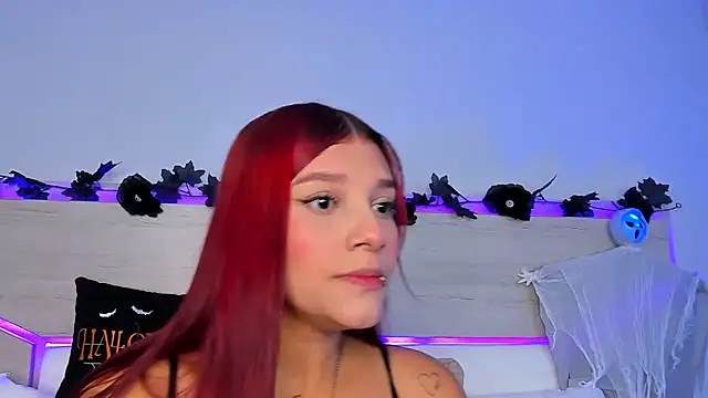 ZoeMorris online show from October 26, 11:49 am