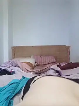 JessicaItalia online show from April 17, 9:22 am