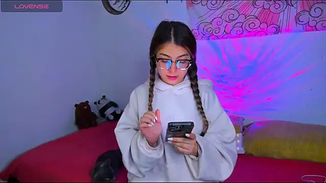 abbie jensen  online show from March 14, 3:07 am