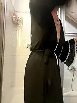 LucyLingerie78 online show from October 17, 8:12 pm