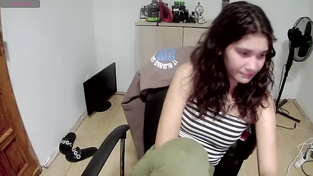 MalloryMyers online show from October 9, 5:50 pm