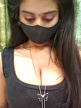 Aanya hotty online show from December 15, 9:20 pm