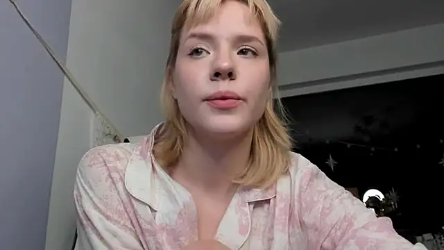 Snapshot of _CuteAsFuck_ chatting on October 12, 1:13 pm  CuteAsFuck  online show from October 12, 1:13 pm