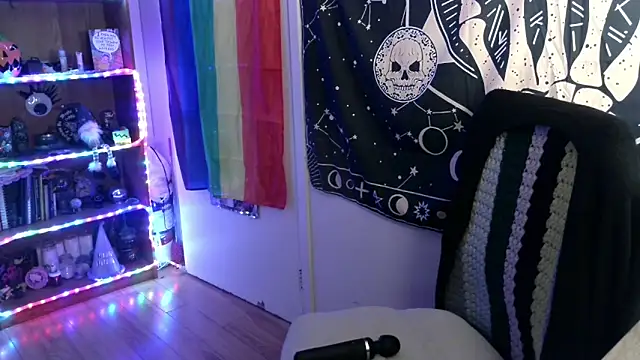 Kinky Witch online show from December 22, 3:31 am