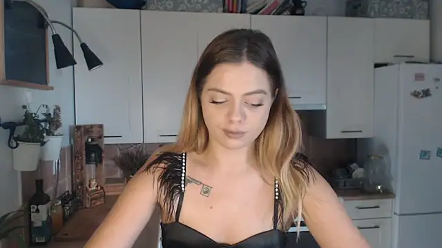 BuffyxLUST online show from November 5, 8:08 am