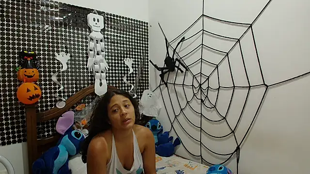 Snapshot of Aria_Arthur chatting on October 27, 9:09 pm Aria Arthur online show from October 27, 9:09 pm