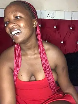 Snapshot of MissREAHx chatting on September 19, 8:19 pm MissREAHx online show from September 19, 8:19 pm