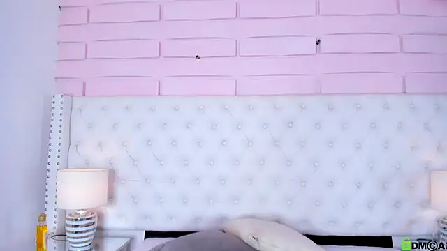 abby-joule online show from October 4, 4:33 pm