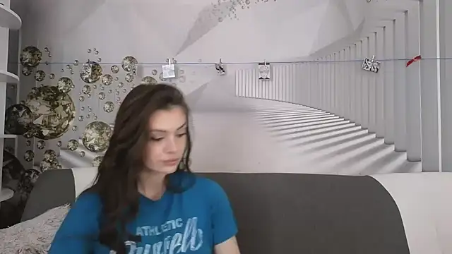 EvoletteLouLou online show from September 22, 1:53 pm