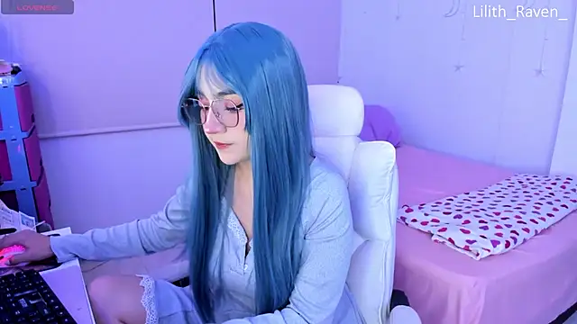 Lilith Raven  online show from November 7, 3:34 am