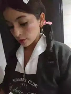 Fox Roxxan online show from April 17, 2:24 am