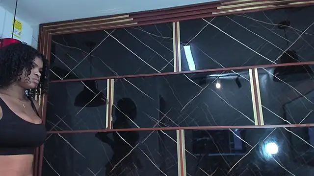 HannyThompson online show from April 22, 12:46 pm