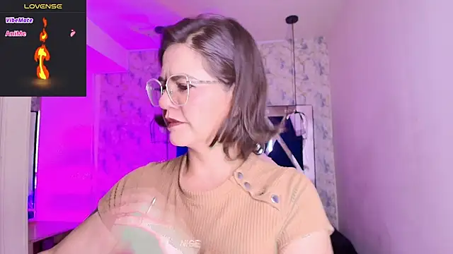 Luciifeer  online show from December 5, 7:37 pm