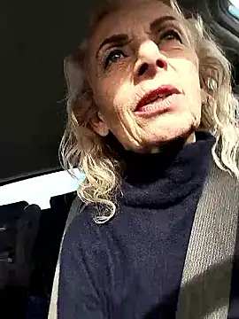 clarabell4 online show from March 16, 7:56 am