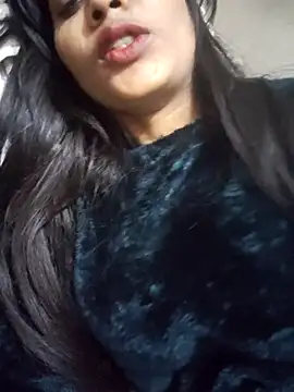 cute radhikaa online show from November 30, 6:01 pm