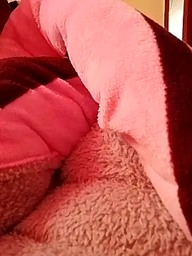 SeffieLucy online show from October 16, 8:17 am