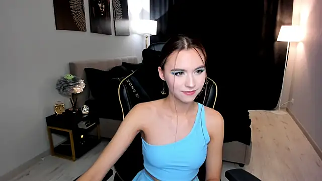 EllaCurtis online show from January 15, 7:09 pm