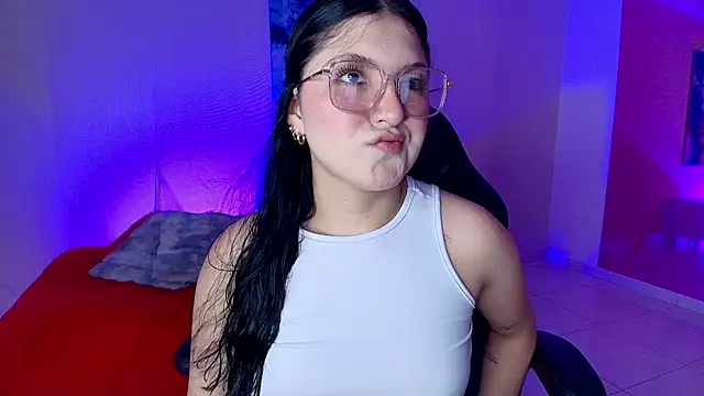 Celestee69 online show from September 15, 8:05 pm