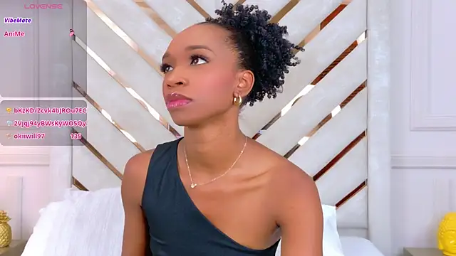 Agatha-Adams online show from September 30, 2:33 pm