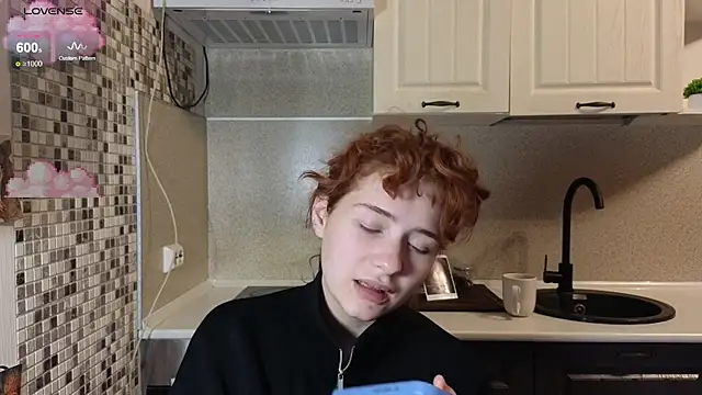 Snapshot of jelly_cherry chatting on October 16, 8:33 pm jelly cherry online show from October 16, 8:33 pm