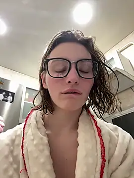 ZariaFlame online show from February 19, 10:41 pm