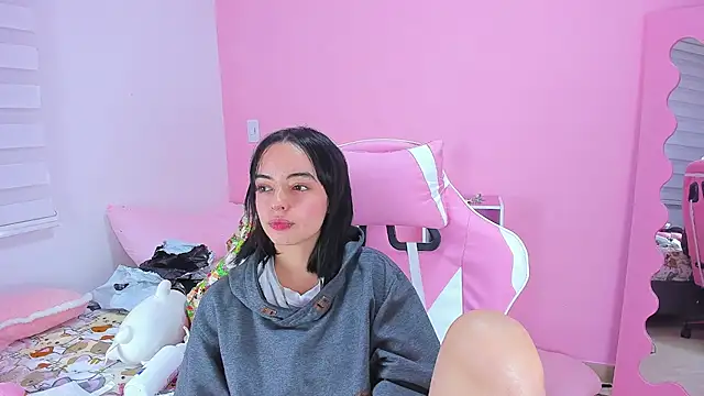 alexaa fox online show from October 24, 5:36 am