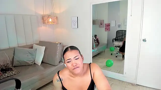 veronica b07 online show from March 23, 2:23 pm