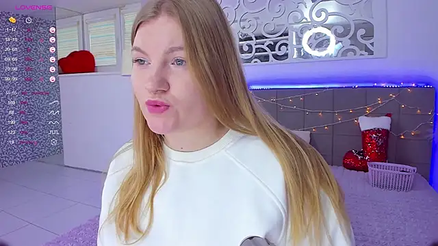 AshleyJoness online show from December 16, 6:19 am