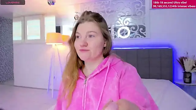 AshleyJoness online show from January 18, 6:43 am