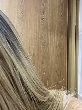 jana parissi online show from October 5, 9:42 pm