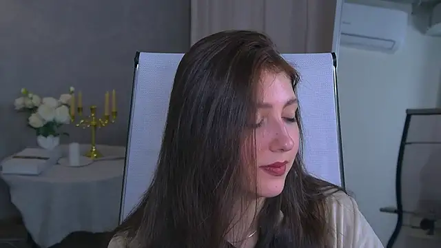 Mary Miiller online show from November 10, 5:46 am