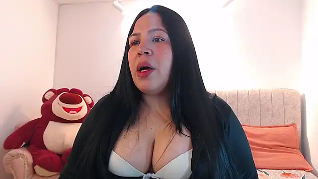 Ashley Grahaam online show from December 15, 1:11 am