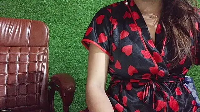 SEXY-SIMI-BHABI online show from May 14, 11:16 am