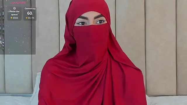  Zahiira  online show from November 14, 12:05 pm