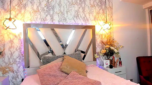 Aisha poweer online show from September 22, 4:00 am